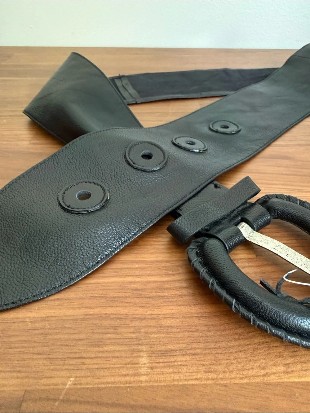 NWT Chico’s Black Genuine Leather Wide Waist Belt with Button Accents - Size M